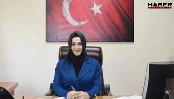 Başkanlığa gelir gelmez Atatürk portresini indirdi