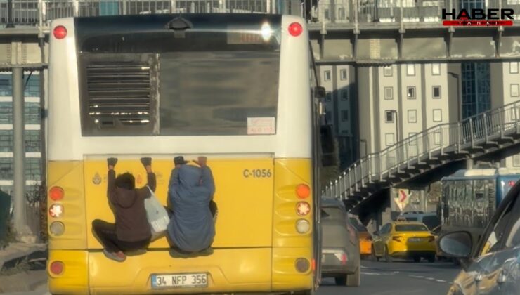 Beykoz'da otobüsün arkasında tehlikeli yolculuk