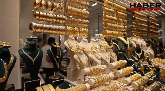 Düğün sonrası kuyumculardan eli boş dönüyorlar: Üzerinde yazana aldanmayın, hepsi çöp