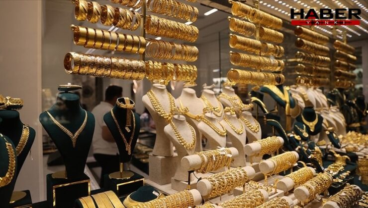 Düğün sonrası kuyumculardan eli boş dönüyorlar: Üzerinde yazana aldanmayın, hepsi çöp