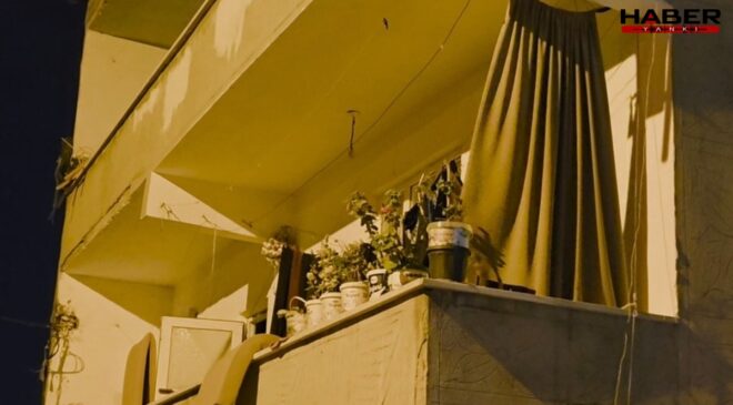 Eve silahla girip anne-kızı bantladılar, 200 bin liralık ziynet gasbettiler