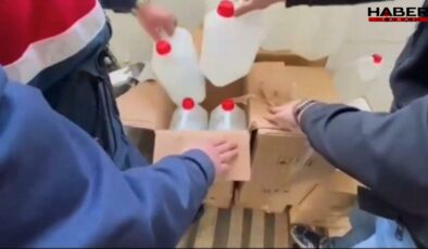 İzmir'de yılbaşı öncesi peş peşe operasyonlar: 3 bin 360 litre etil alkol ele geçirildi
