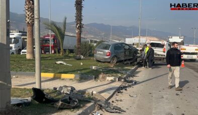 Kırıkhan’da iki araç çarpıştı: 5 yaralı, 1’inin durumu ağır