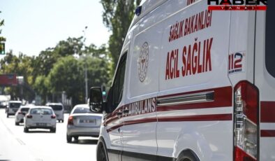 Kız kardeşiyle tartışan babasını defalarca bıçakladı