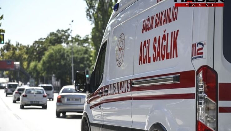 Kız kardeşiyle tartışan babasını defalarca bıçakladı