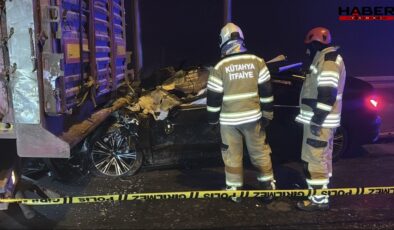 Kütahya'da feci kaza: 4 kişi hayatını kaybetti