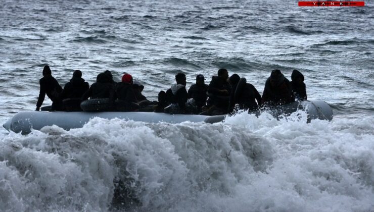 Lastik bot battı: 18 göçmen hayatını kaybetti