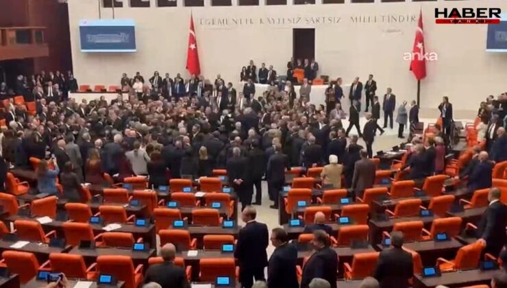 Meclis'te gerginlik! 2026 bütçesi kabul edildi, vekiller birbirine girdi