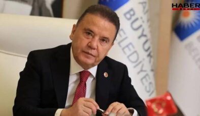 Muhittin Böcek hastaneye kaldırıldı