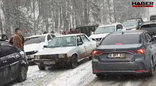 Tatil kabusa döndü, araçlar yollarda kaldı