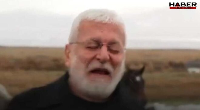 Ünlü sanatçı Onur Akın'a klip çekiminde at çarptı