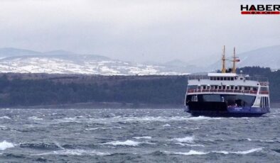 Yoğun sis kenti etkisi altına aldı: Feribot seferleri iptal edildi
