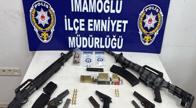 Adana'da bir çiftlik evinde ruhsatsız silahlar ile uyuşturucu yakalandı