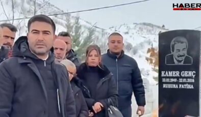 AKP’li başkan, Kamer Genç’in mezarını ziyaret etti