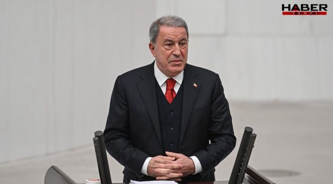 AKP'li Akar milletvekillerini azarladı