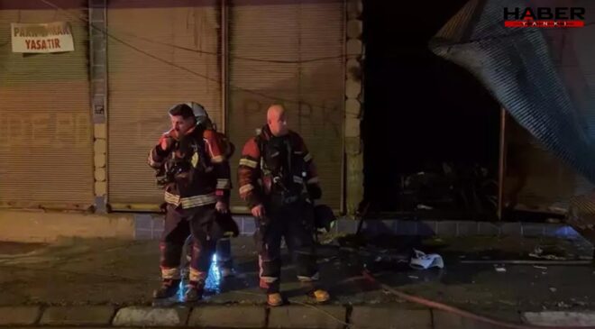 Aydın’da depo yangınında 2 kişi dumandan etkilendi