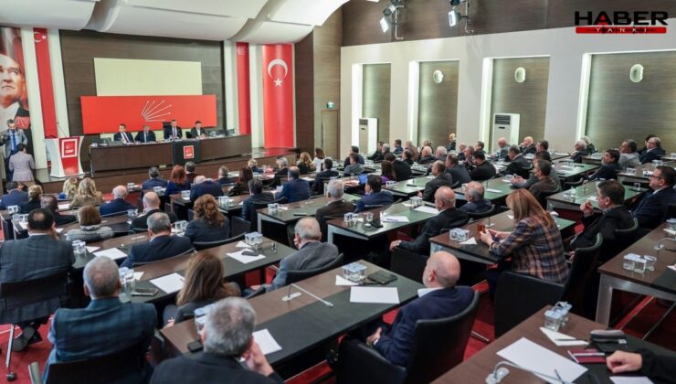 CHP lideri Özel'den vekillere seçim mesajı