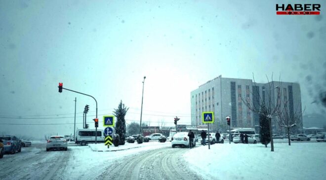 Diyarbakır’da kar esareti