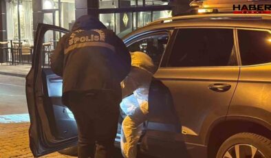 Eski Belediye Başkan yardımcısı bıçakla öldürüldü