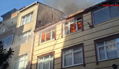 Küçükçekmece’de 4 katlı binada yangın: Alevler çatıya sıçradı