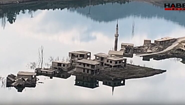 Mahalle baraj sularına gömüldü, geriye bu evler kaldı! İlçenin simgesi oldu