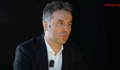 Mehmet Akif Ersoy'dan dehşete düşüren itiraflar: 'Karıma münasebetsiz mesajlar attı'