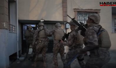 Polis teyakkuza geçti, 15 adrese eş zamanlı baskın düzenledi