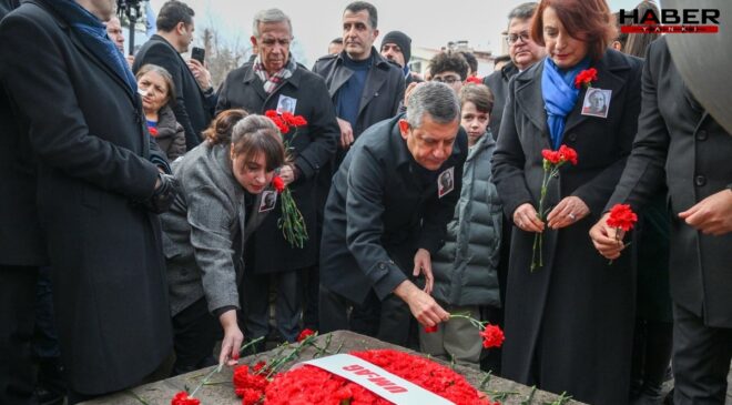 Uğur Mumcu katledildiği yerde anıldı! "O tuğlalardan karşımızda duvar örülü"